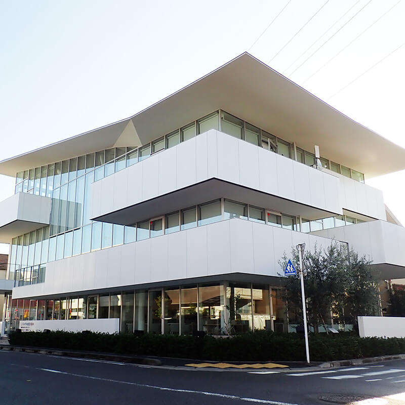 しろひげ在宅診療所本社屋の外観